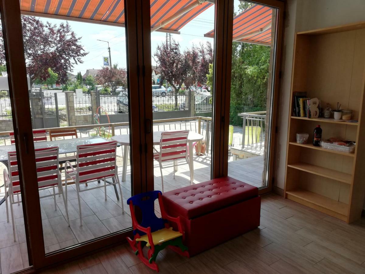 Boathouse Balatonlelle With Sauna المظهر الخارجي الصورة
